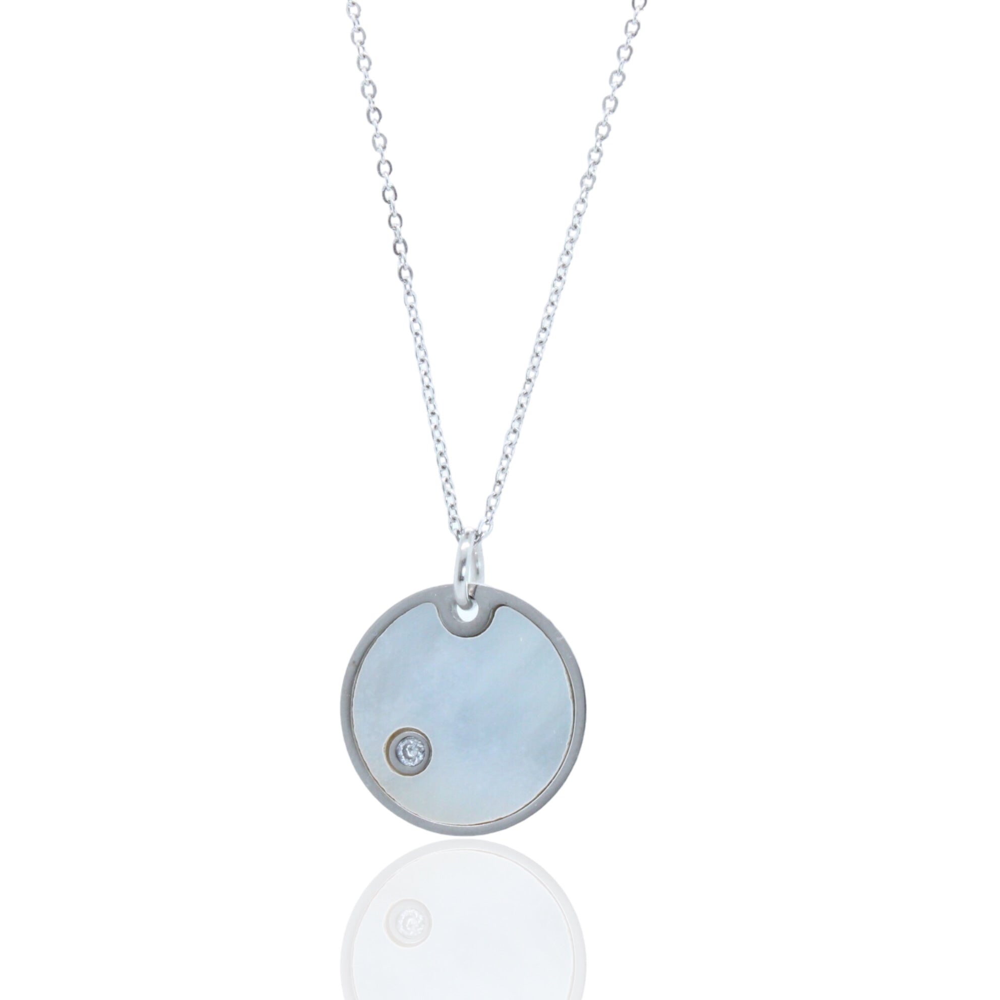 Pearly Round Necklace