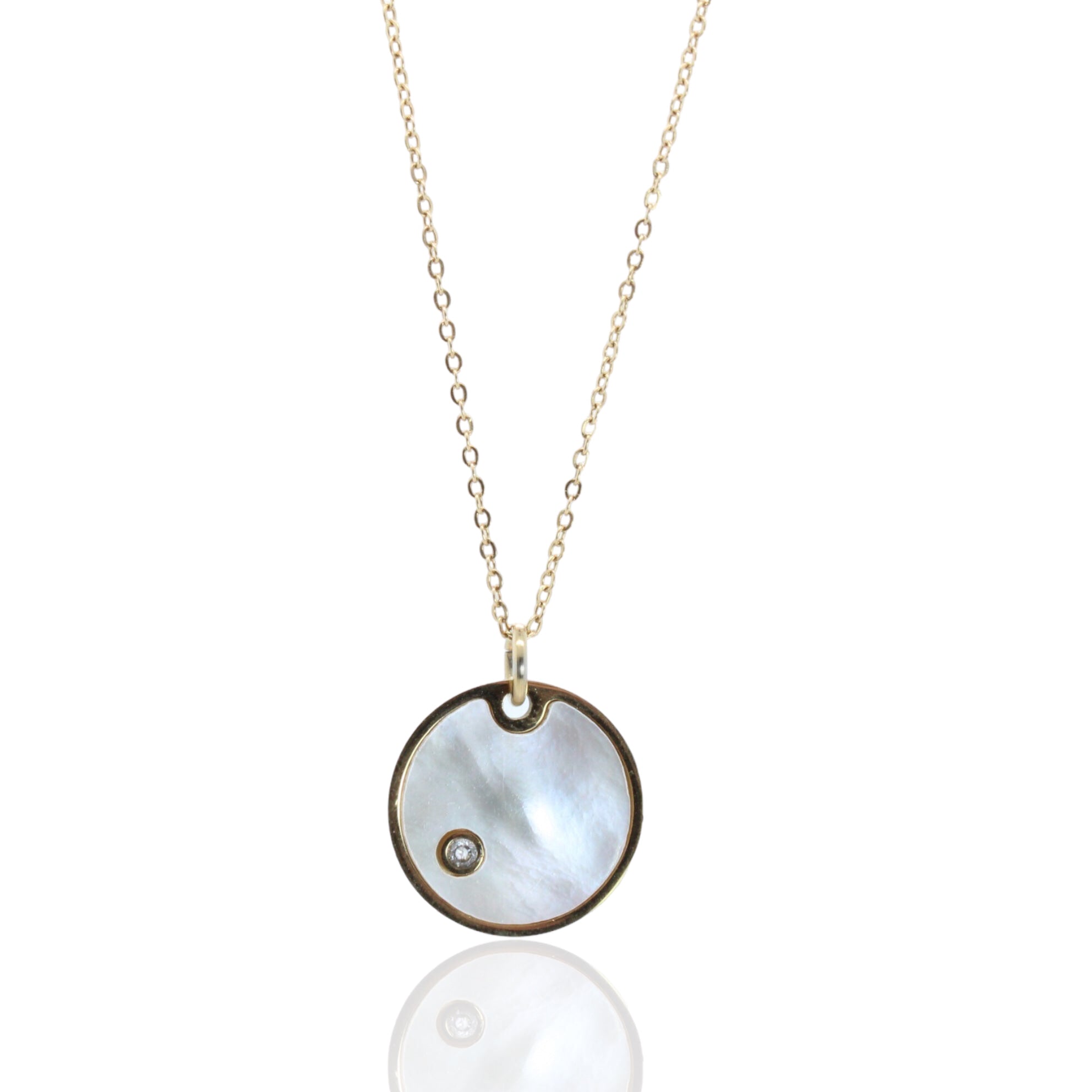 Pearly Round Necklace