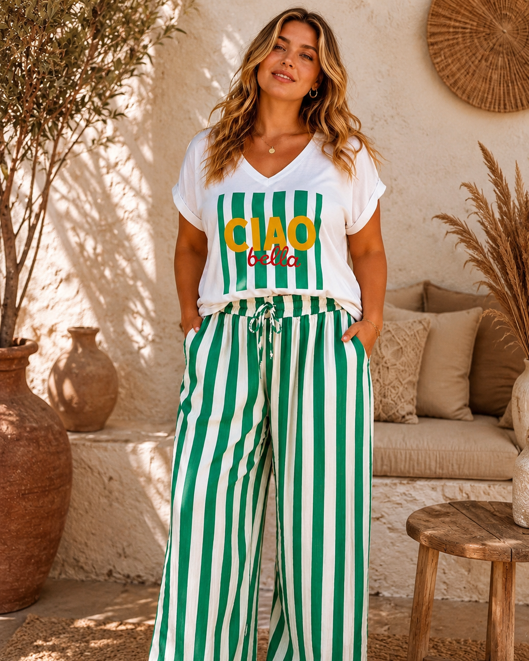 t-shirt femme, t-shirt imprimé, ciao bella, mode femme, look été, t-shirt col v, casual chic, boutique femme, tendance été, dolce vita